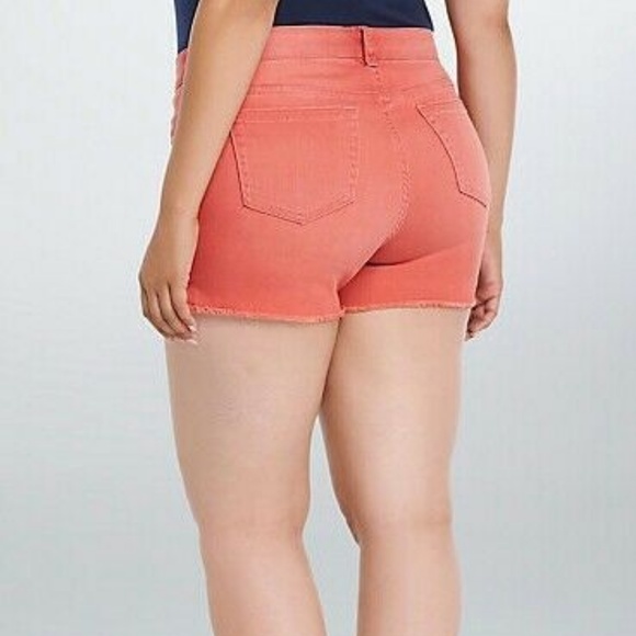 Torrid Shorts Plus Size 24W Red Wash - Picture 2 of 3